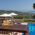 Вилла Aloni Sea View *