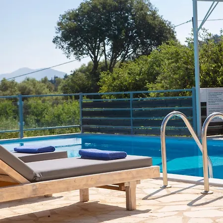 Villa Aloni Sea View *